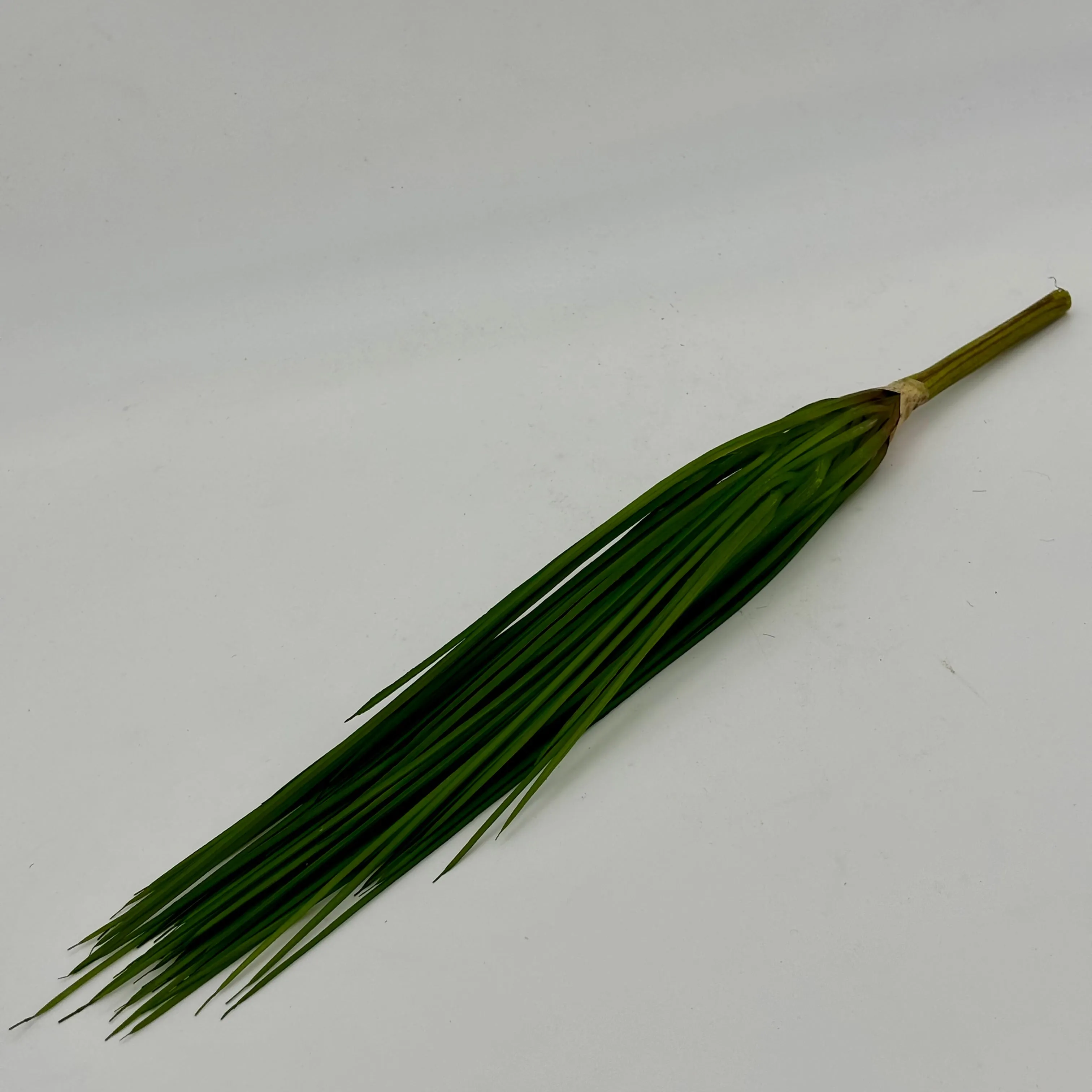 17.5" Light Green Onion Grass Bush