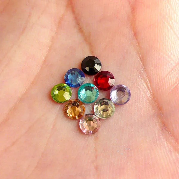 4mm Round Rhinestone Mix | Assorted 14 Faceted Cut Resin Rhinestones (Around 9000pcs / 9 colors)
