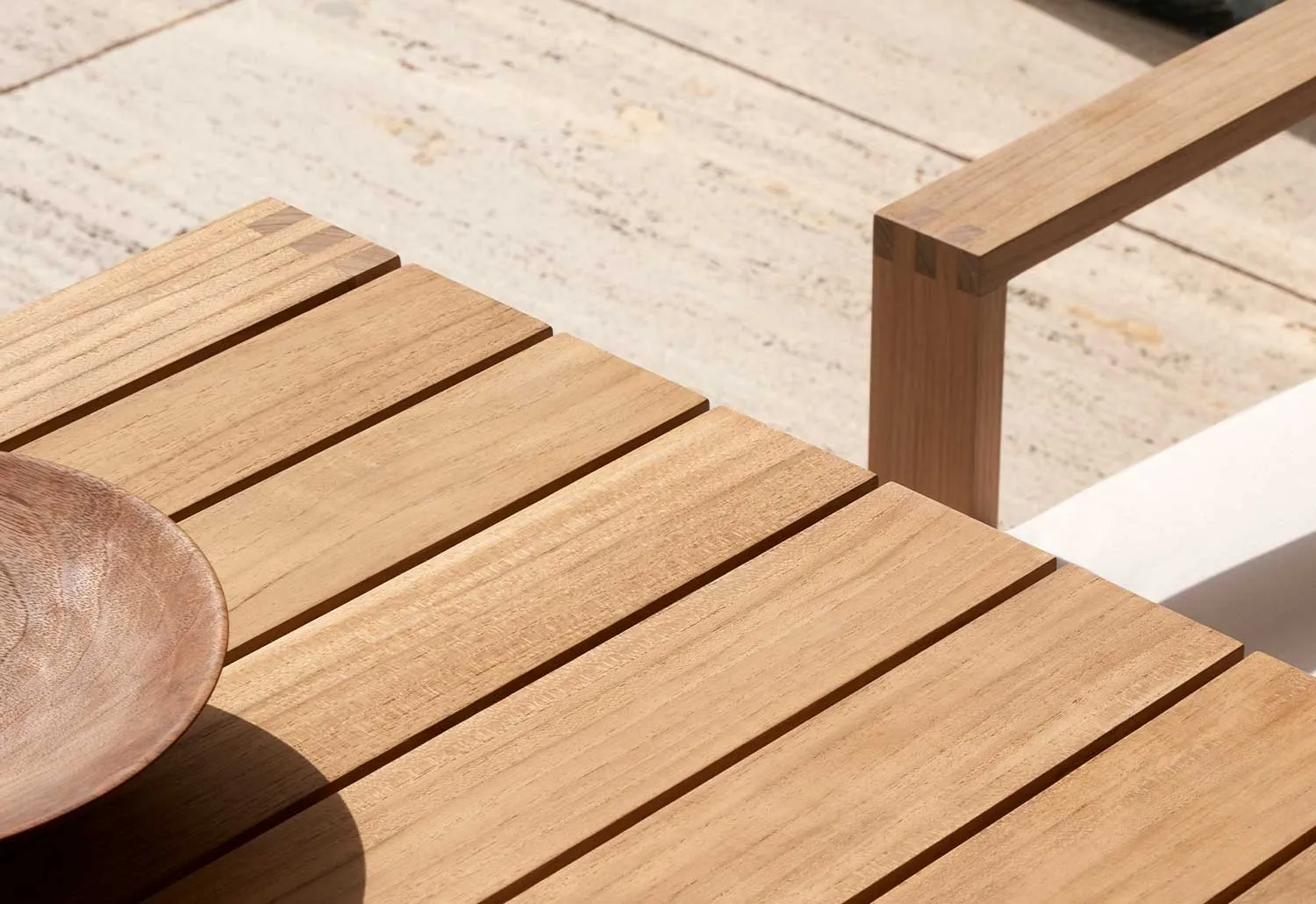 BK15 Dining Table
