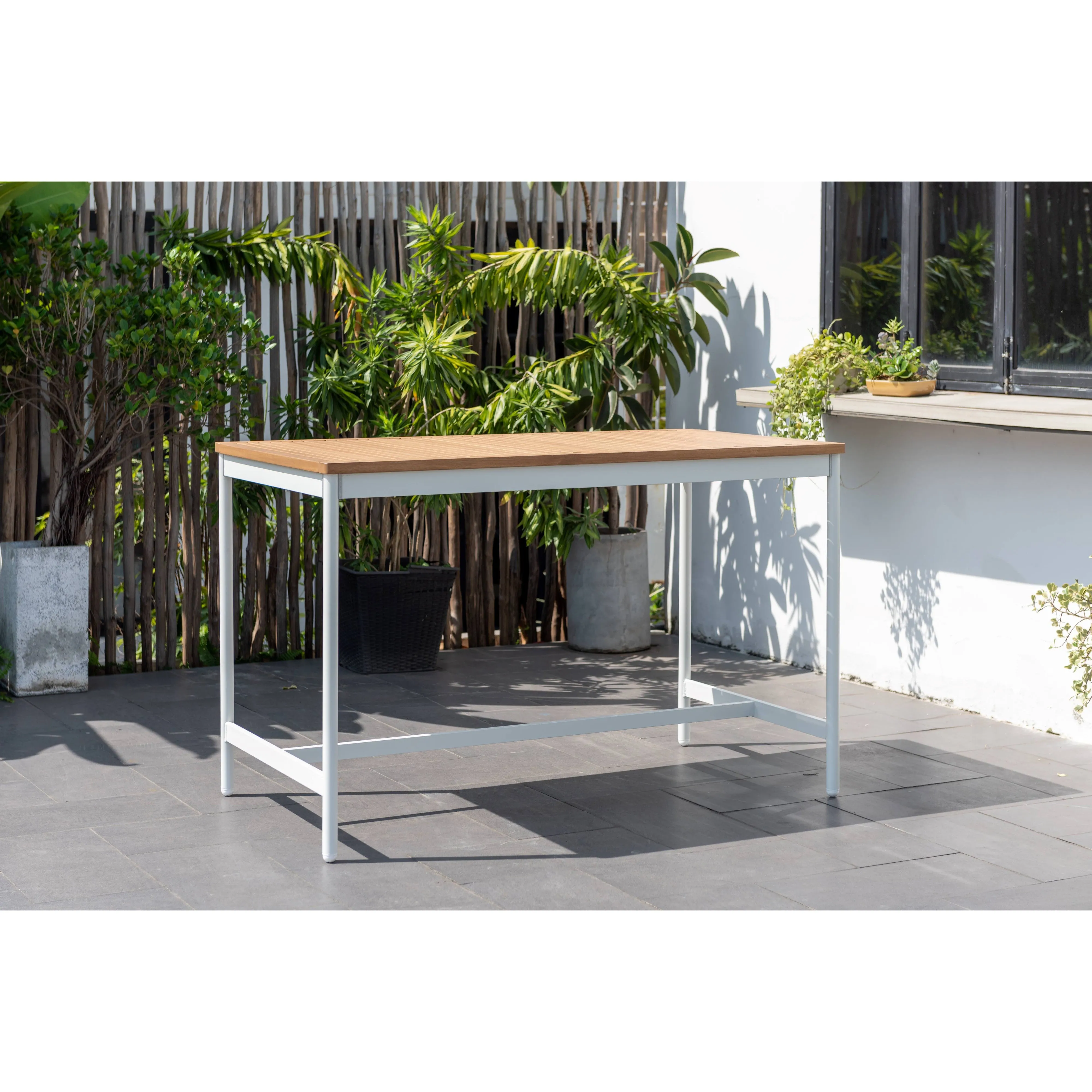 Edgartown Euro-Design Outdoor Dining Components