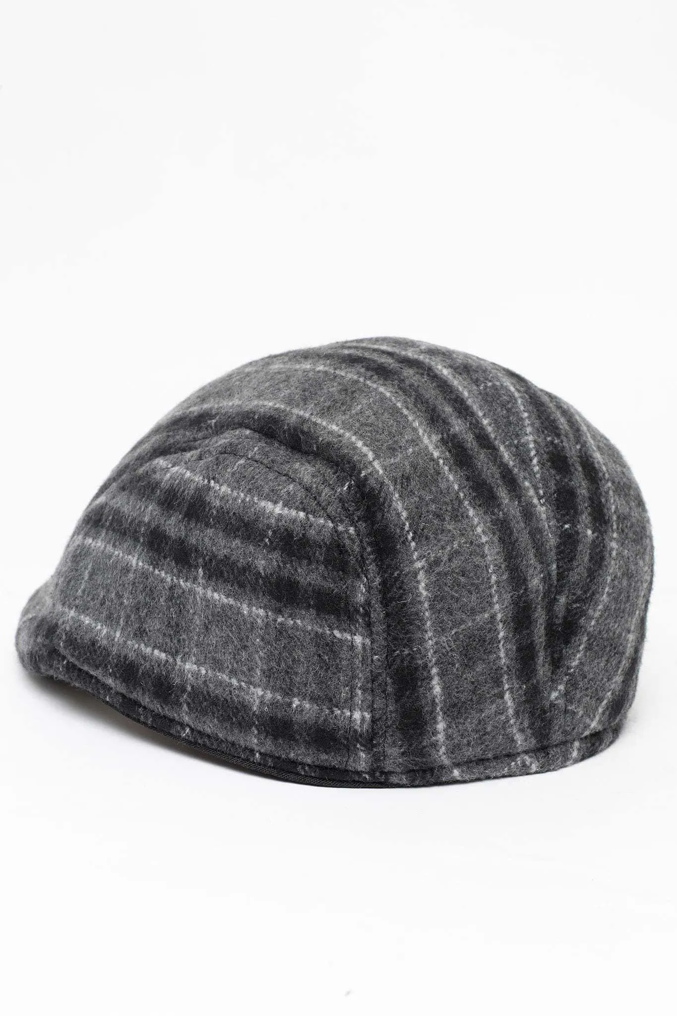 EQUESTRIAN VIBE MEN’S CAP IN CHECKERD GRAY