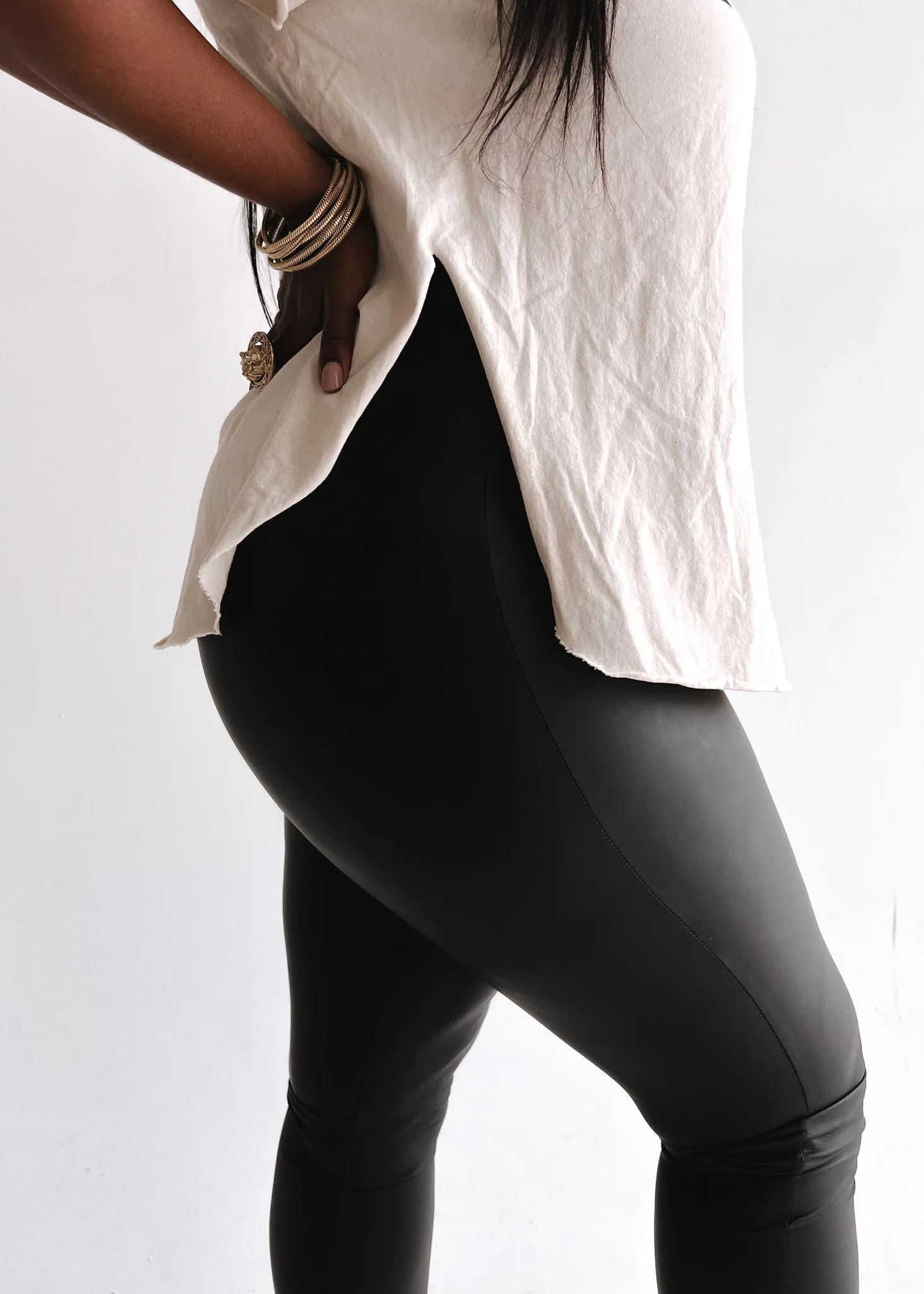 FORCES OF NATURE SIDE SLIT TEE
