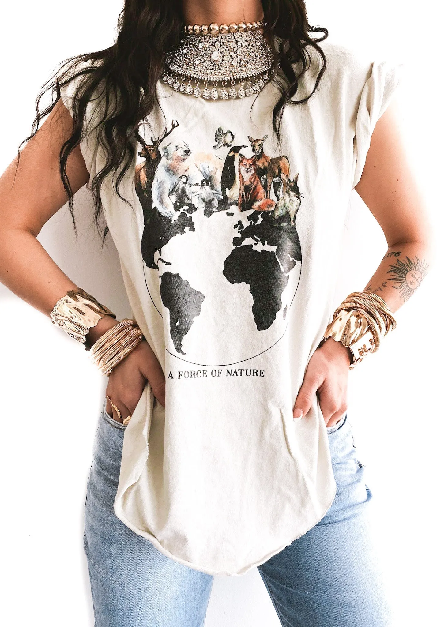 FORCES OF NATURE SIDE SLIT TEE