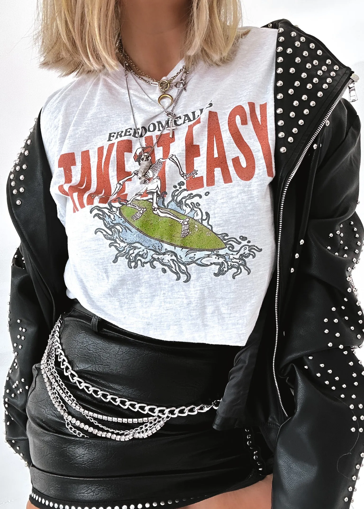 FREEDOM CALLS SIDE SLIT TEE