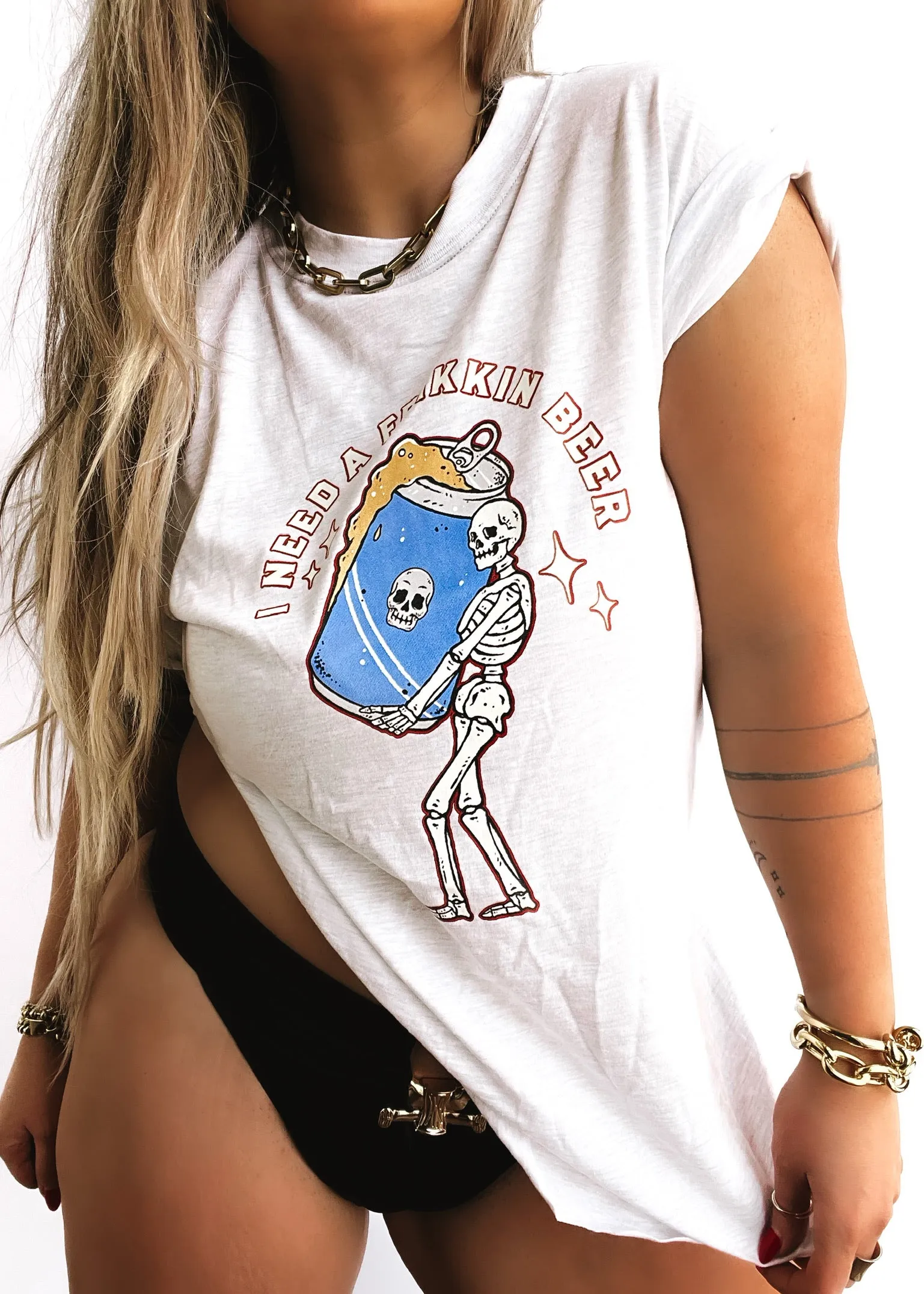I NEED A FRIKKIN BEER SIDE SLIT TEE