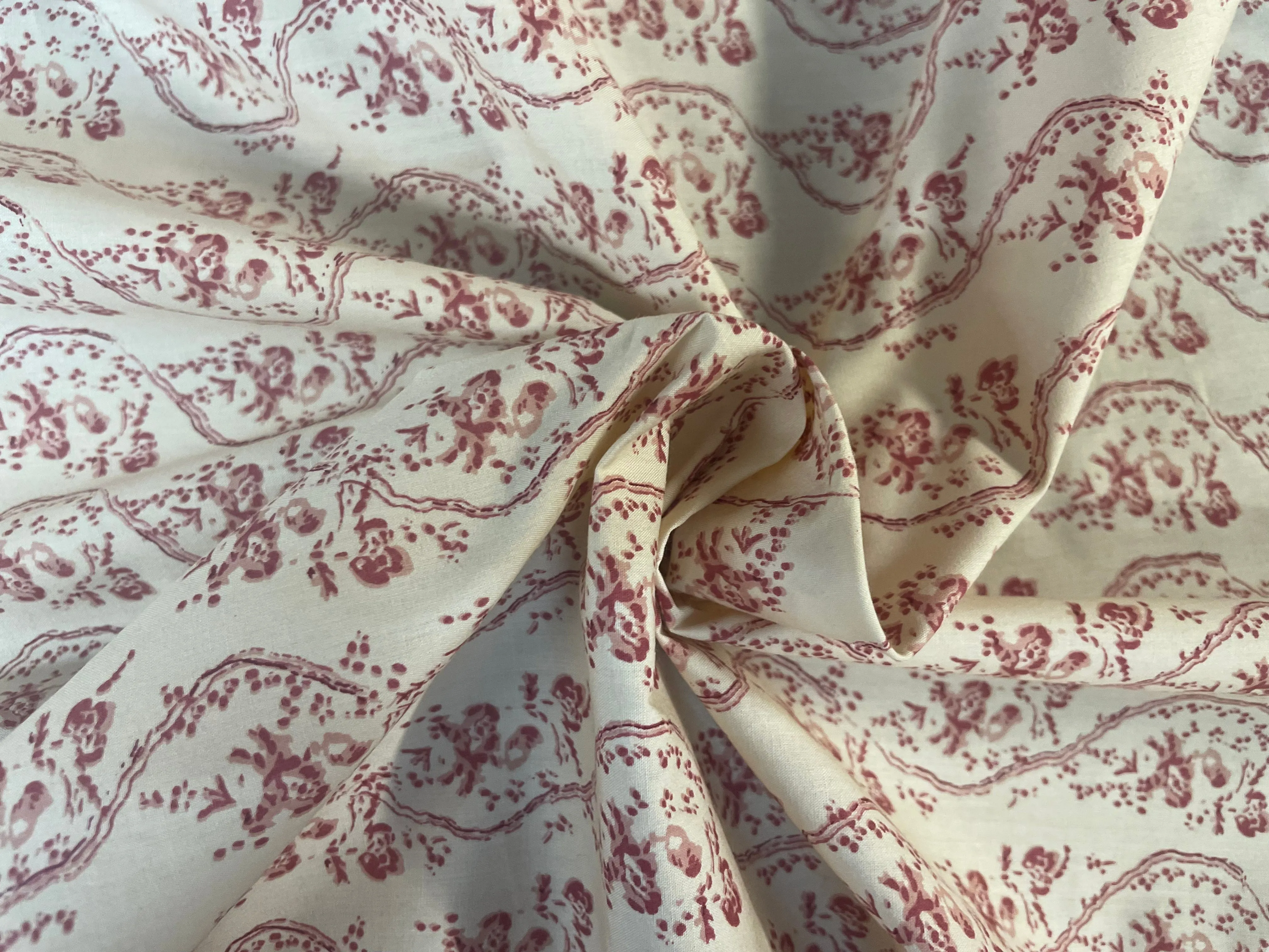 Elegant Italian Floral Giza Cotton Fabric - Cream and Maroon