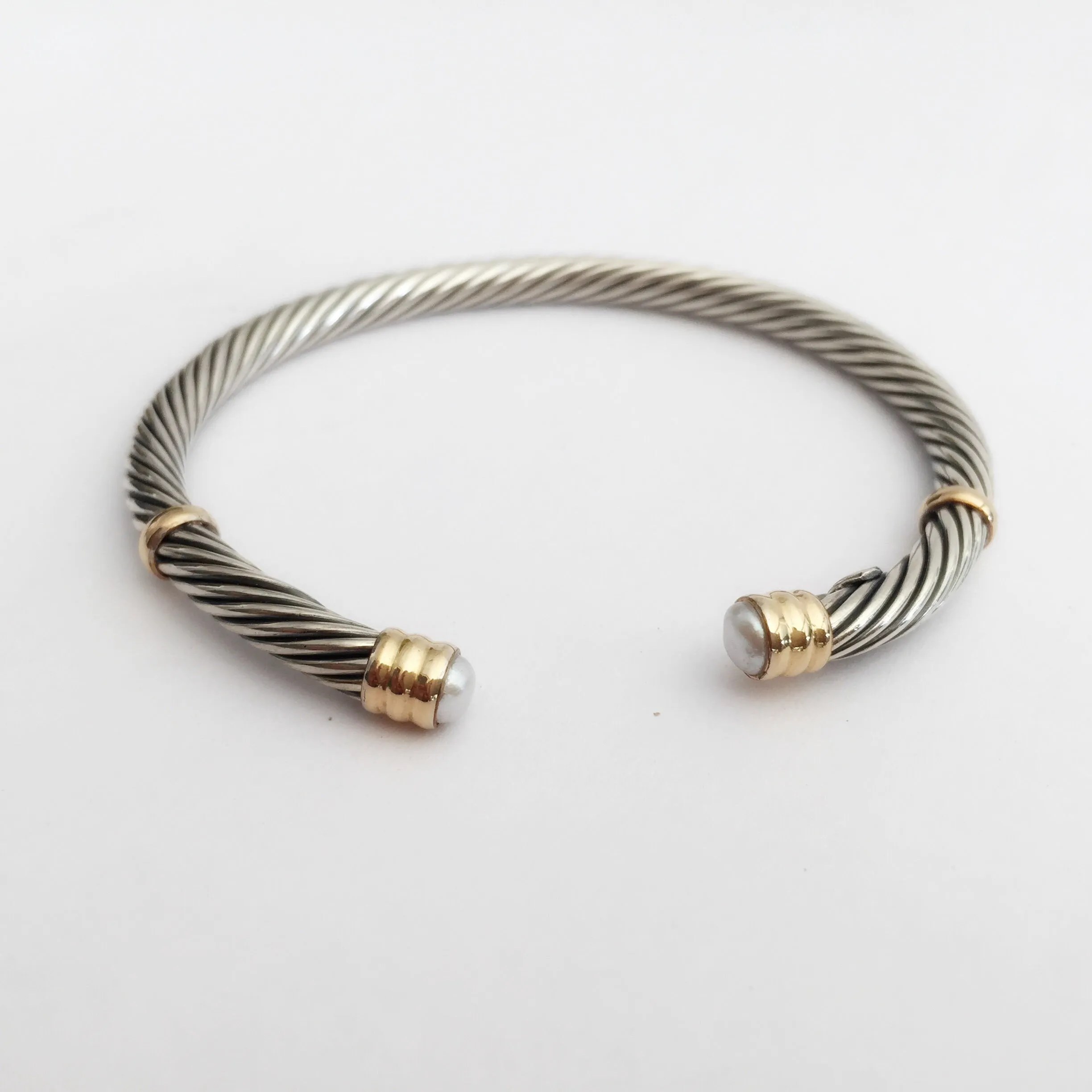 Mini Twist Bangle