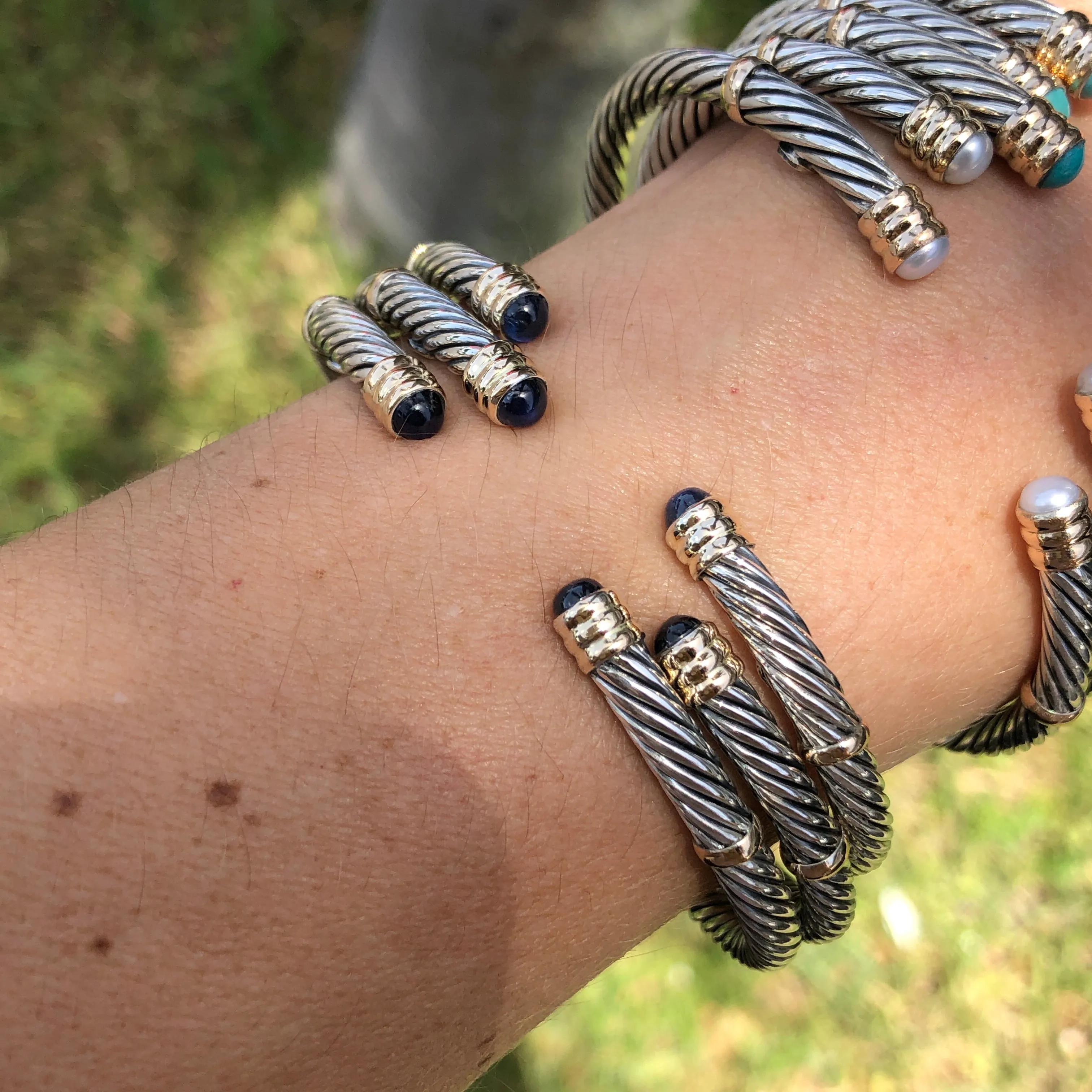 Mini Twist Bangle