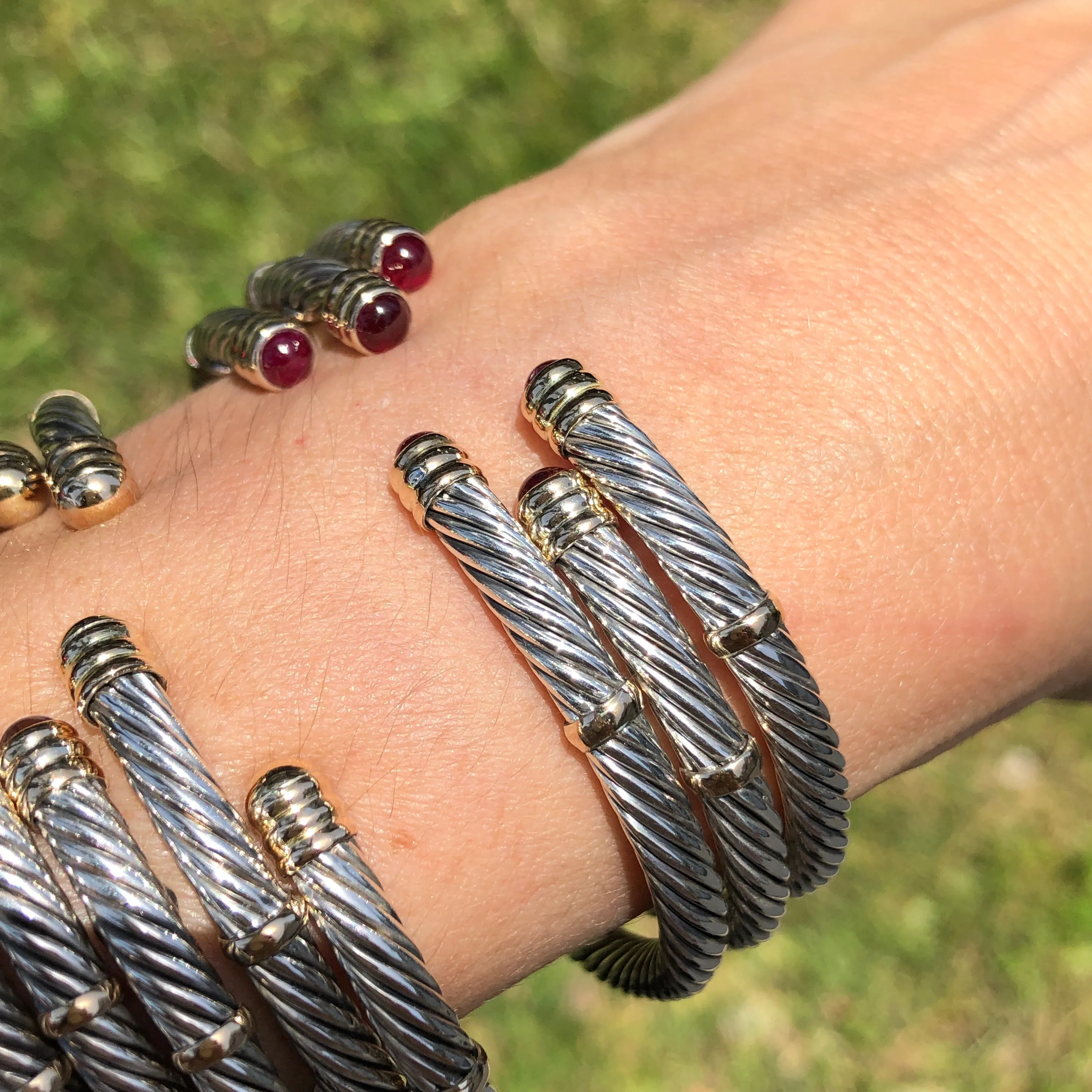 Mini Twist Bangle