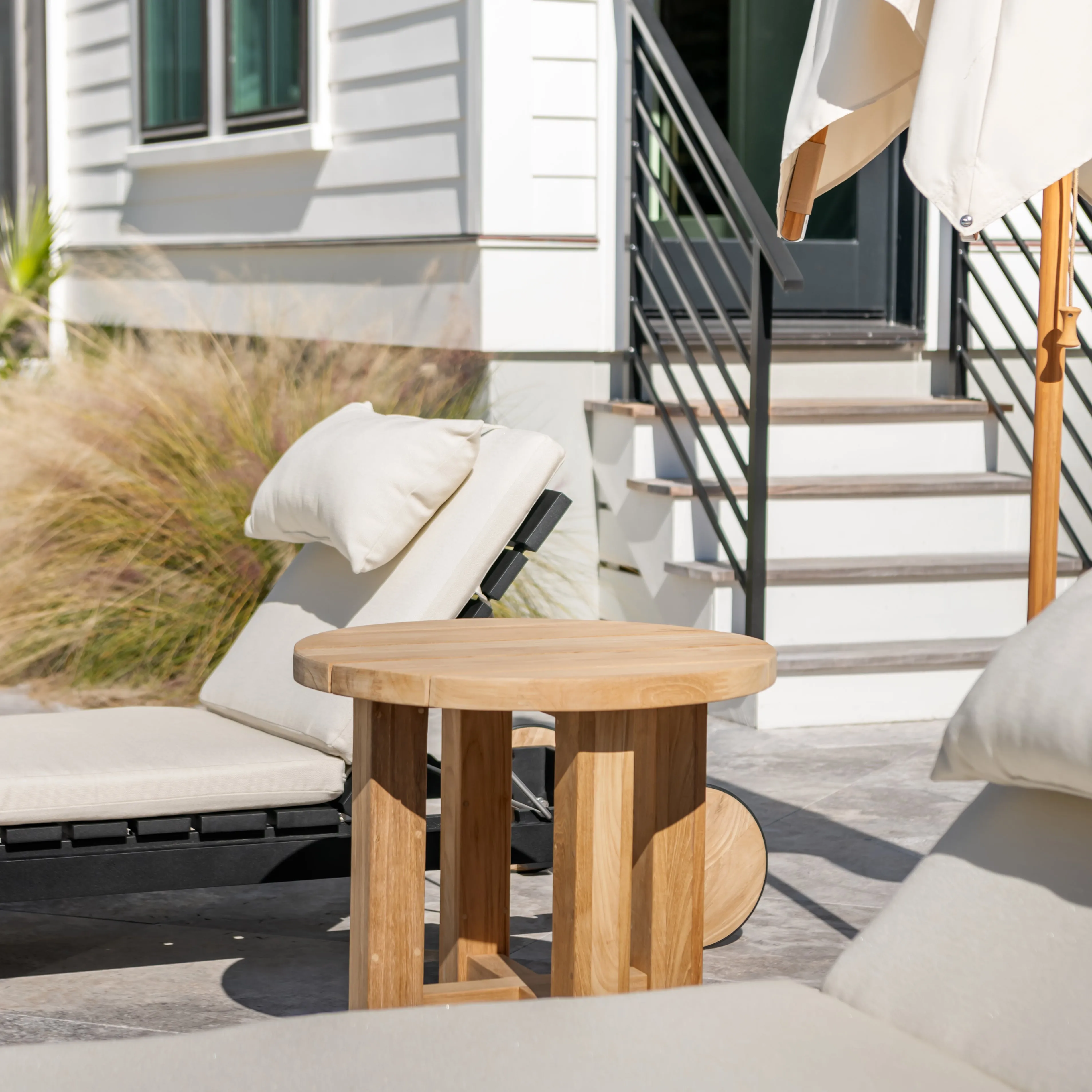 Monday Oversized Side Table