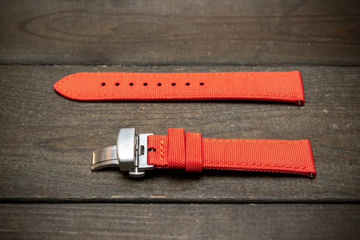 Sailcloth waterproof watch strap. Deployment clasp.