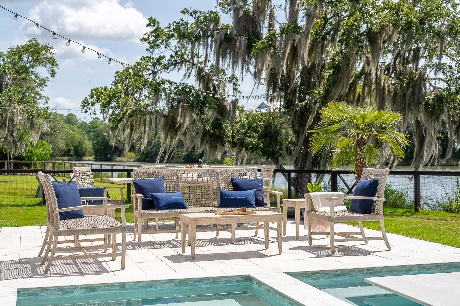 Seward 5-Piece Lounge Set